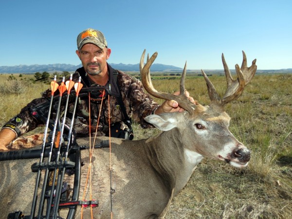 Gibo's Montana Trophy Whitetail Deer Hunt 2013